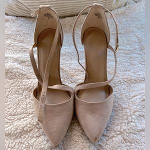 Kelly & Kate, tan suede, gold tips on the bottom, and size 9